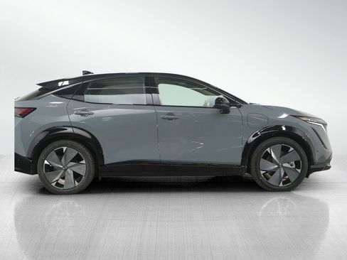 Used 2023 Nissan Ariya image 6