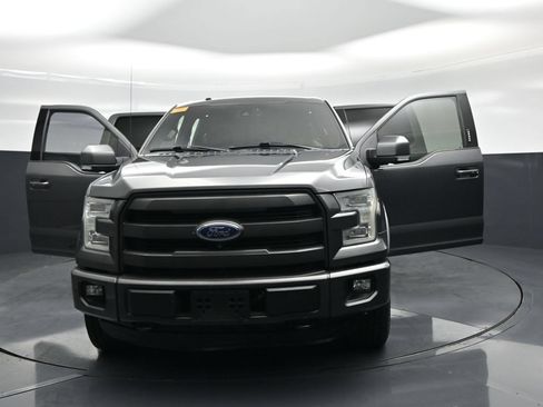 Used 2015 Ford F150 Lariat w/ Equipment Group 502A Luxury AWD/4WD image 30