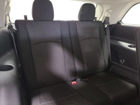 Used 2020 Dodge Journey SE FWD image 13