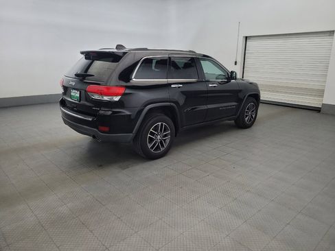 Used 2017 Jeep Grand Cherokee Limited AWD/4WD image 10