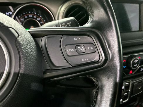 Used 2021 Jeep Wrangler Unlimited Sport image 21