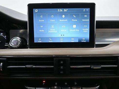 Used 2020 Lincoln Corsair FWD w/ Equipment Group 101A image 9