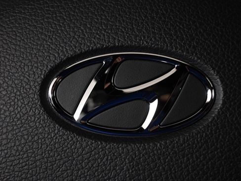 Used 2022 Hyundai Santa Fe Calligraphy image 37