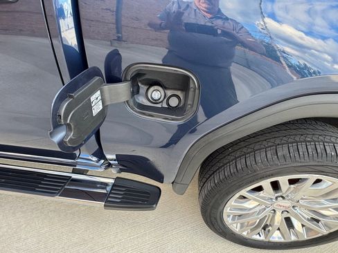 Used 2021 GMC Sierra 1500 Denali image 19