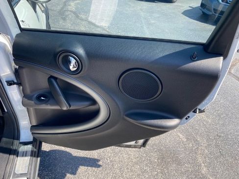 Used 2011 MINI Cooper Countryman S image 15