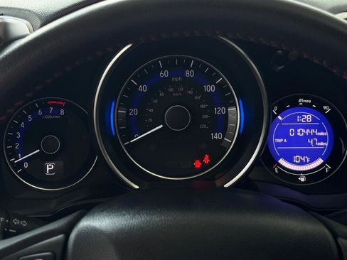 Used 2018 Honda Fit Sport image 21