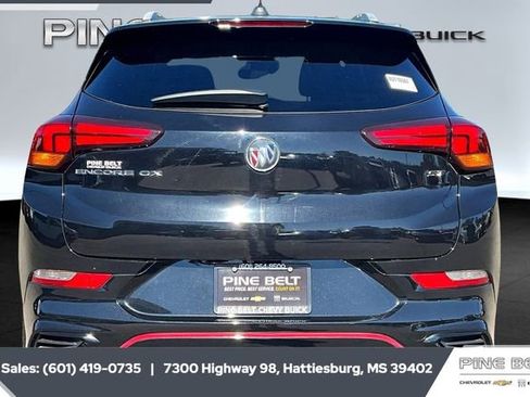 Used 2020 Buick Encore GX Select w/ Sport Touring Package image 4