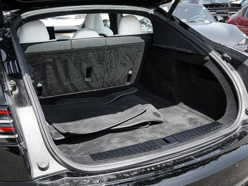 Used 2023 Tesla Model S AWD/4WD image 33