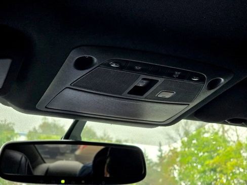 Used 2017 INFINITI Q60 3.0t w/ Premium Plus Package 3.0T image 24