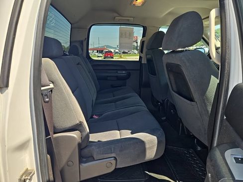 Used 2009 Chevrolet Silverado 1500 LT w/ Power Pack Plus RWD image 18
