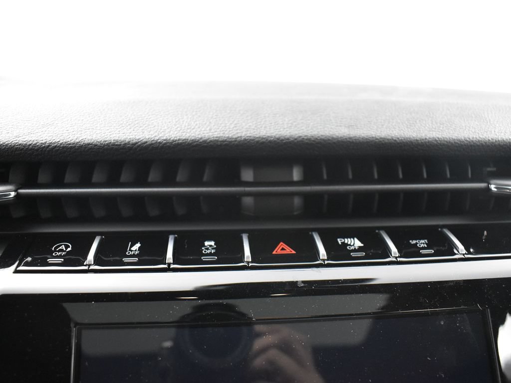 Used 2025 Jeep Grand Cherokee L Altitude AWD/4WD image 25