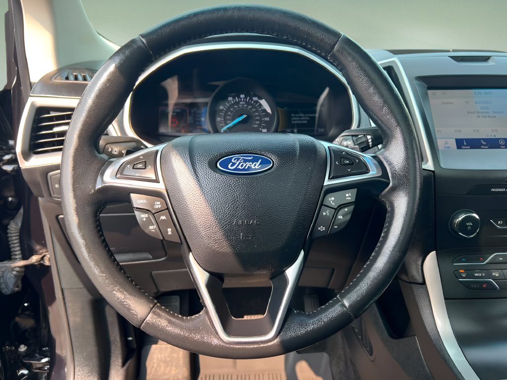 Used 2020 Ford Edge SEL w/ Convenience Package AWD/4WD image 18