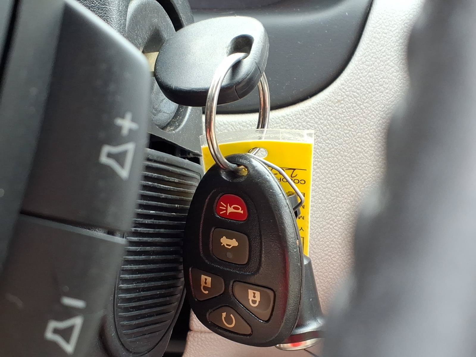 Used 2012 Chevrolet Impala LTZ FWD image 15