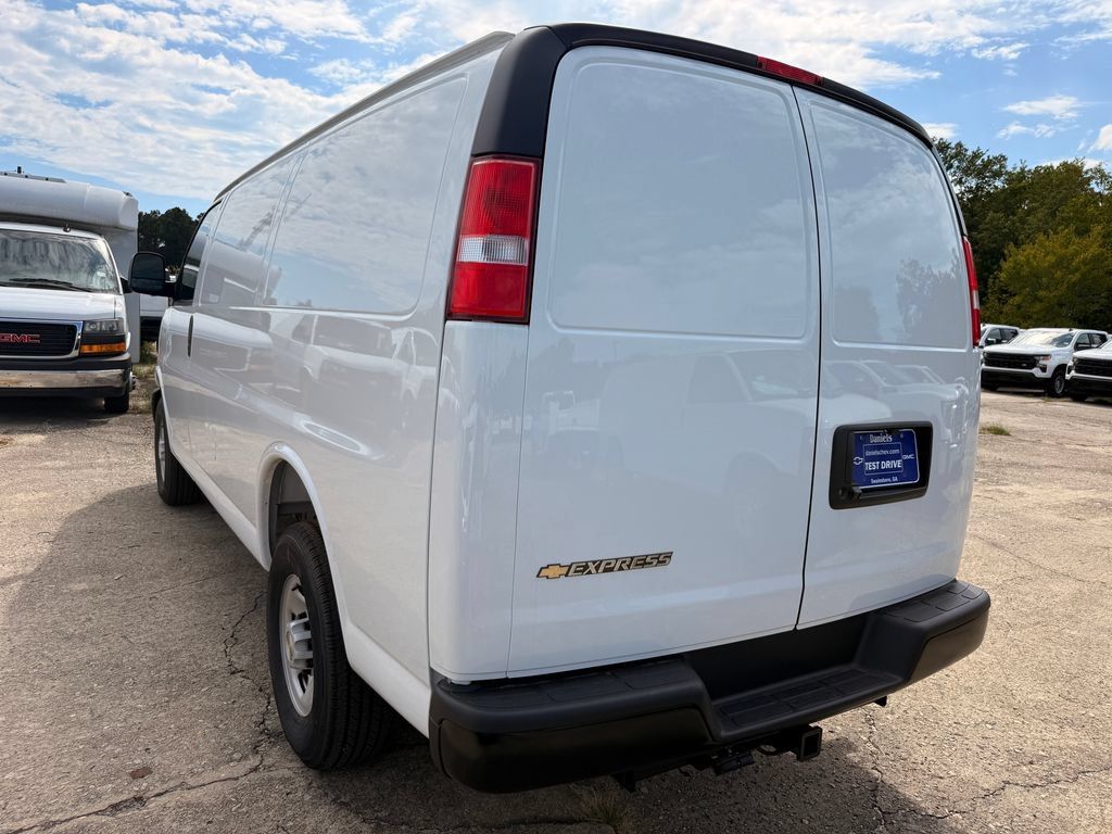 New 2026 Chevrolet Express 2500 w/ Driver Convenience Package RWD image 3