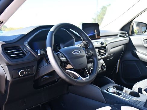 Used 2026 Ford Escape Active w/ Cold Weather Package image 11