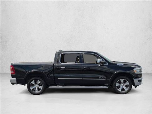 Used 2019 RAM 1500 Laramie AWD/4WD image 4