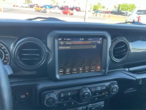 Used 2023 Jeep Wrangler Unlimited Sport AWD/4WD image 33