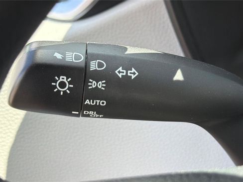 Used 2023 Toyota Corolla LE FWD image 16