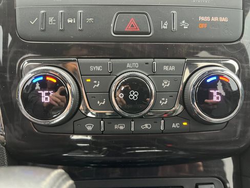 Used 2016 Buick Enclave Premium w/ Experience Buick Package image 16