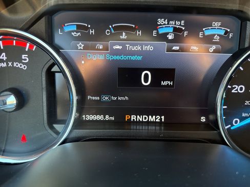 Used 2019 Ford F250 Lariat w/ Lariat Value Package image 16