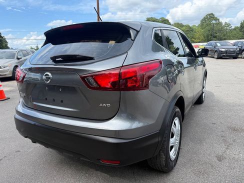 Used 2018 Nissan Rogue Sport S AWD/4WD image 4