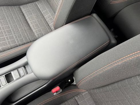 Used 2025 Honda HR-V Sport image 28