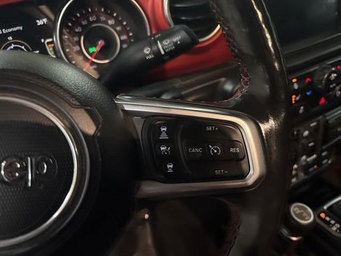 Used 2020 Jeep Gladiator Rubicon image 18