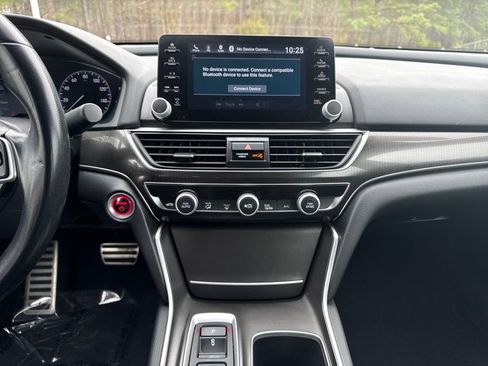Used 2022 Honda Accord Sport image 17