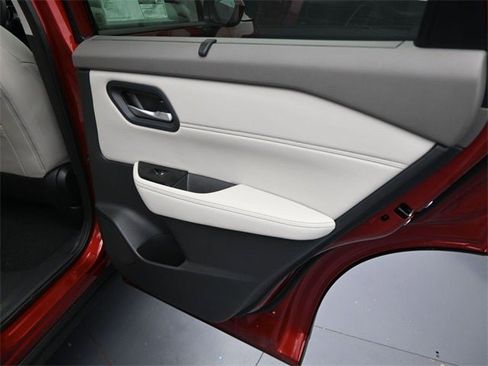 New 2026 Nissan Rogue SV w/ SV Premium Package image 32