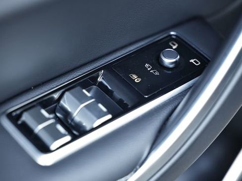 New 2024 Jaguar XF R-Dynamic SE image 23