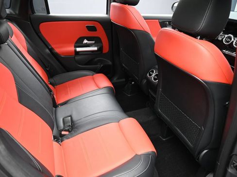Used 2024 Mercedes-Benz GLA 35 AMG 4MATIC image 36