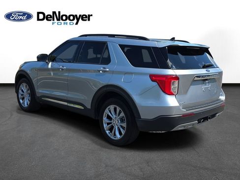 Used 2024 Ford Explorer XLT w/ Equipment Group 202A AWD/4WD image 8