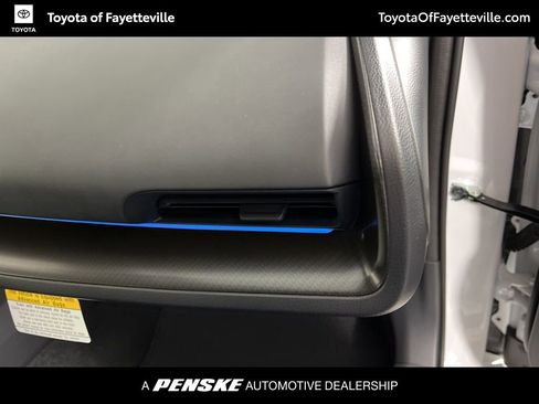 New 2026 Toyota Prius Plug-In Hybrid image 10