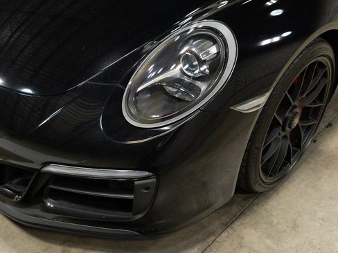 Used 2019 Porsche 911 Carrera 4 GTS image 17