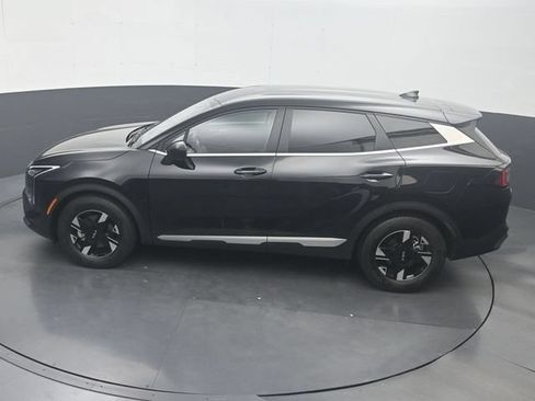 Used 2026 Kia Sportage LX FWD image 21