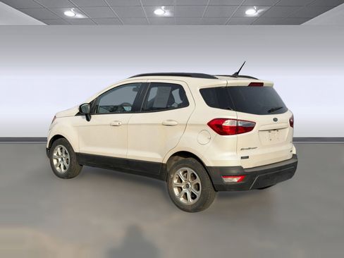 Used 2019 Ford EcoSport SE w/ SE Convenience Package image 3