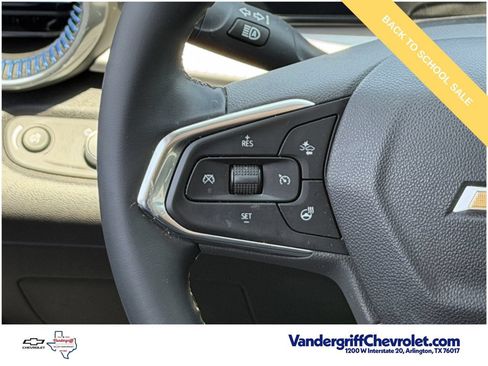 Used 2025 Chevrolet Trax LT w/ Driver Confidence Package FWD image 13