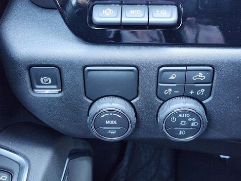 New 2026 Chevrolet Silverado 1500 High Country w/ High Country Premium Package RWD image 38