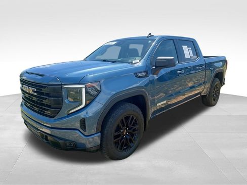 Used 2024 GMC Sierra 1500 Elevation w/ Preferred Package AWD/4WD image 4