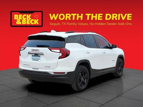 Certified 2022 GMC Terrain AT4 w/ Infotainment Package II image 5