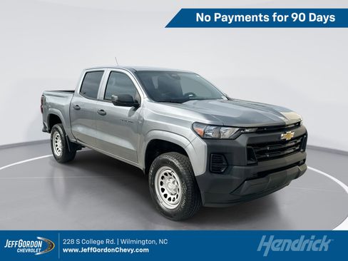 Used 2023 Chevrolet Colorado W/T RWD image 1