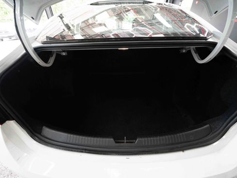 Used 2023 Chevrolet Malibu LT FWD image 27