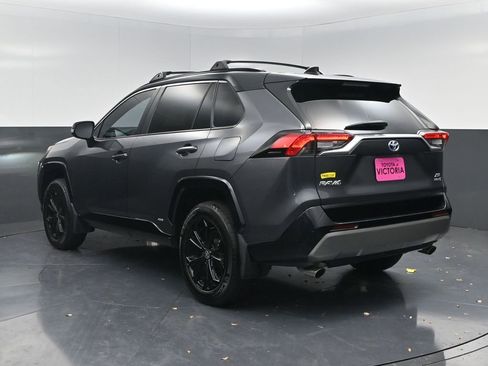 Used 2022 Toyota RAV4 XSE image 12