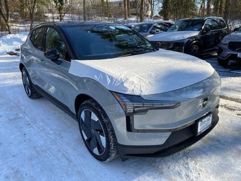 New 2026 Volvo EX30 Plus image 1