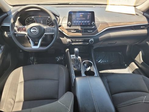 Certified 2023 Nissan Altima 2.5 SV FWD image 16
