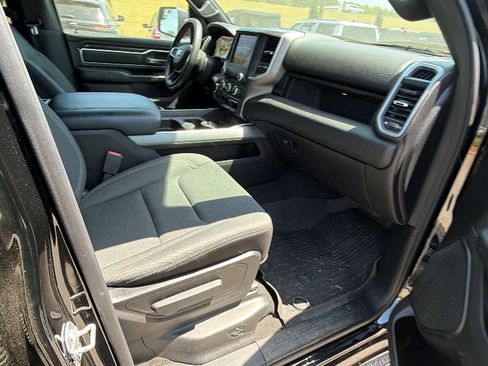 Used 2021 RAM 1500 Big Horn RWD image 19