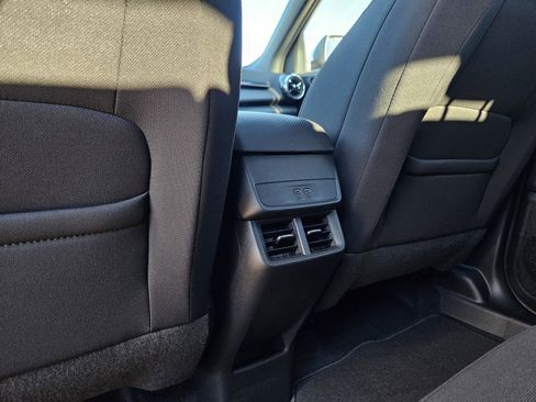 New 2026 Chevrolet Equinox LT image 25