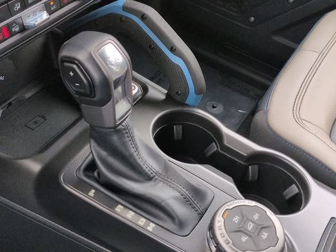 Used 2023 Ford Bronco Wildtrak AWD/4WD image 29