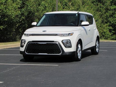 Used 2021 Kia Soul S FWD image 8