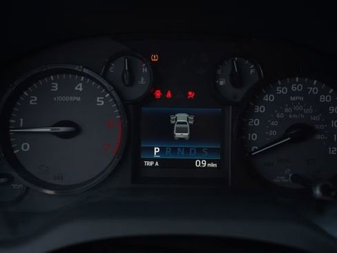 Used 2014 Toyota Tundra SR image 28